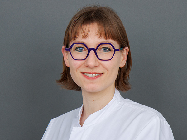 CSJ_mitarbeiterbilder_Hiepp-Lisa.jpg CSJ_mitarbeiterbilder_Hiepp-Lisa.jpg