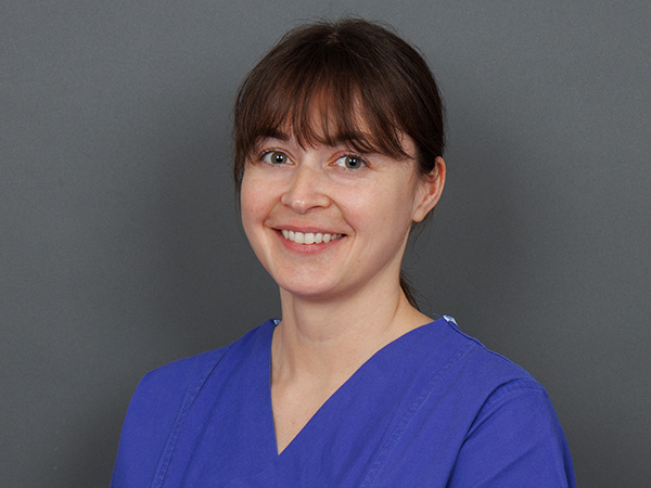 CSJ_mitarbeiterbilder_Zeckai-Franciska.jpg CSJ_mitarbeiterbilder_Zeckai-Franciska.jpg