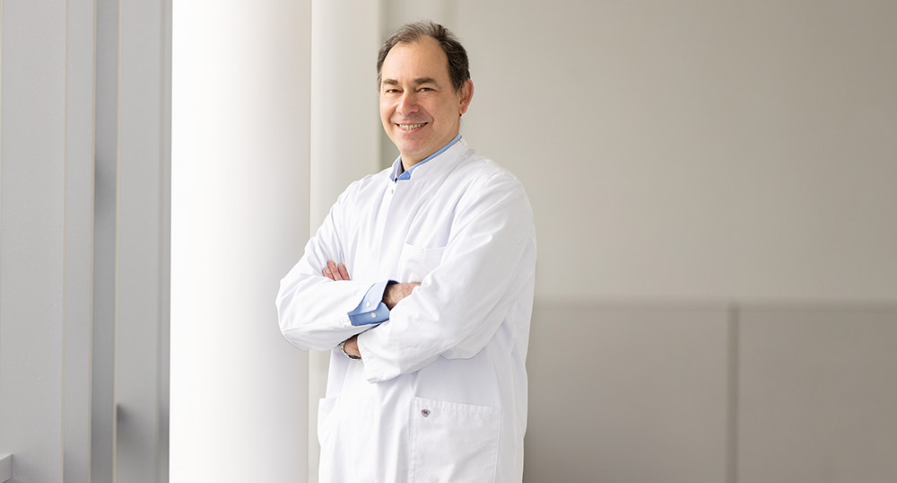 Direktor des Instituts für Radiologie am Caritas-Krankenhaus St. Josef Prof. Dr. med. Johannes Seitz