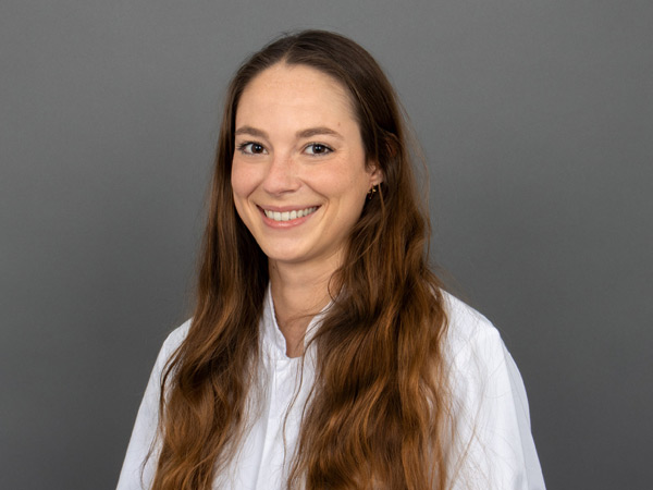 CSJ_mitarbeiterbilder_anna-wiesmeier.jpg CSJ_mitarbeiterbilder_anna-wiesmeier.jpg