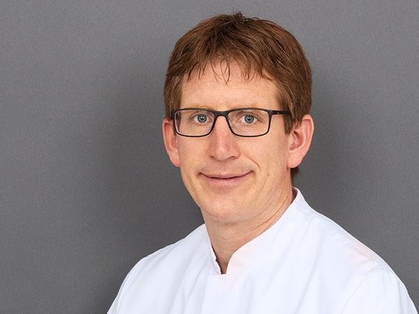 CSJ_mitarbeiterbilder_benjamin-staebler.jpg CSJ_mitarbeiterbilder_benjamin-staebler.jpg