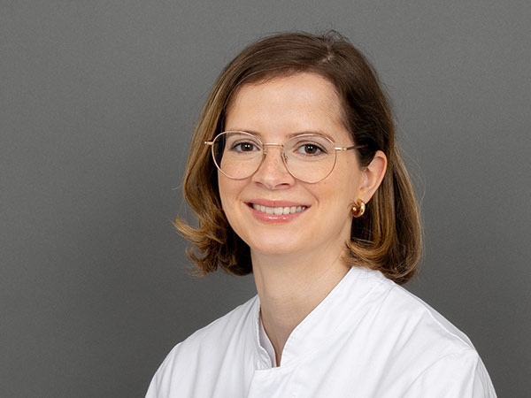 CSJ_mitarbeiterbilder_laura-lennartz.jpg CSJ_mitarbeiterbilder_laura-lennartz.jpg