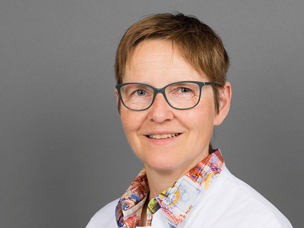 CSJ_mitarbeiterbilder_sabine-lins.jpg CSJ_mitarbeiterbilder_sabine-lins.jpg